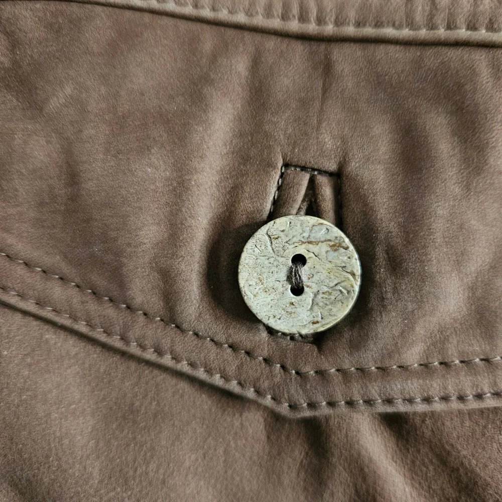 Orvis Mens Brown 100% Leather Suede Button Down Shirt Jacket Large Ecuador